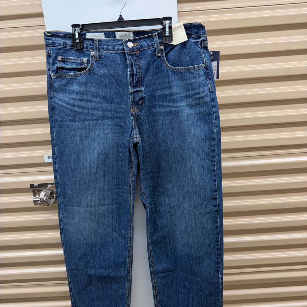 Universal Thread Women's Bootcut Jeans in Medium Blue Wash